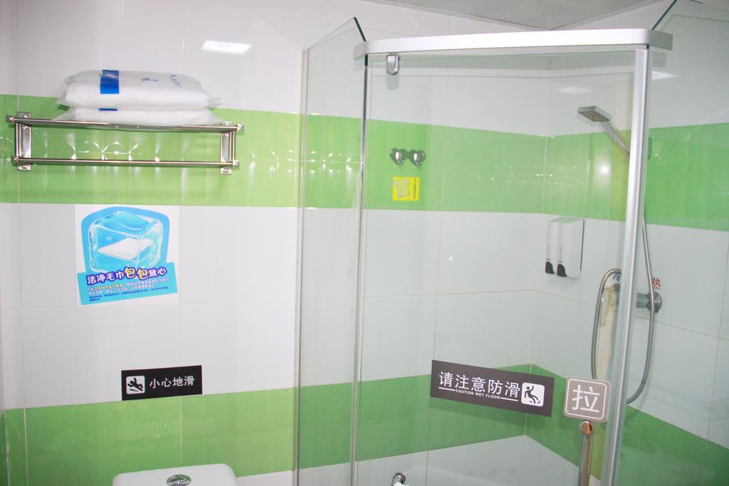 7Days Inn Mei Zhou Bin Fang Avenue Meizhou  Bagian luar foto