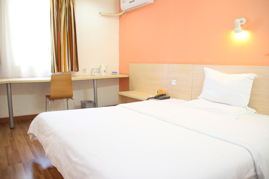 7Days Inn Mei Zhou Bin Fang Avenue Meizhou  Bagian luar foto