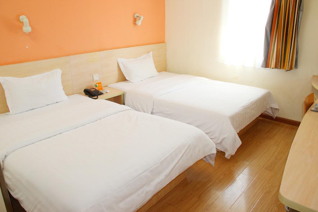 7Days Inn Mei Zhou Bin Fang Avenue Meizhou  Bagian luar foto