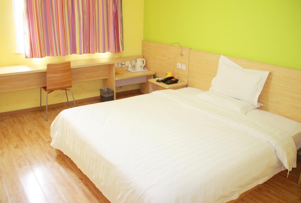 7Days Inn Mei Zhou Bin Fang Avenue Meizhou  Bagian luar foto