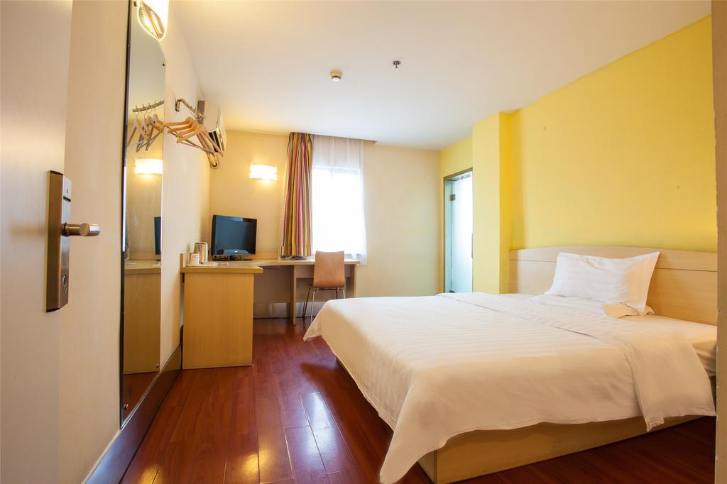 7Days Inn Mei Zhou Bin Fang Avenue Meizhou  Bagian luar foto