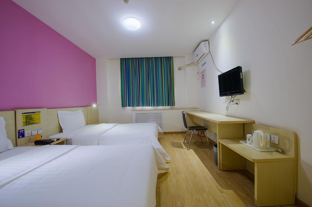 7Days Inn Mei Zhou Bin Fang Avenue Meizhou  Bagian luar foto